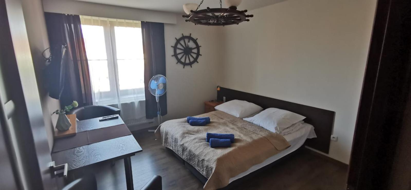 Dolphin House Bed & Breakfast Leba Ngoại thất bức ảnh